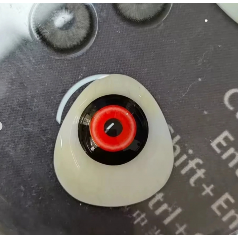 Красные линзы крейзи-аниме  - Токийский Гуль